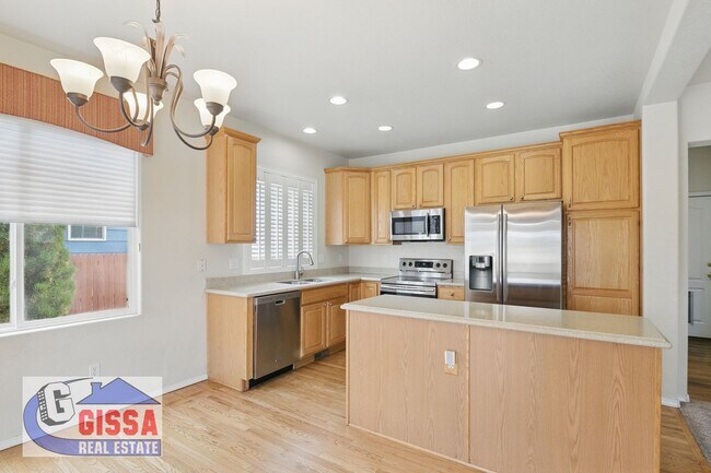 Building Photo - Beautiful home available to move in on 08/05/2026 but not before!