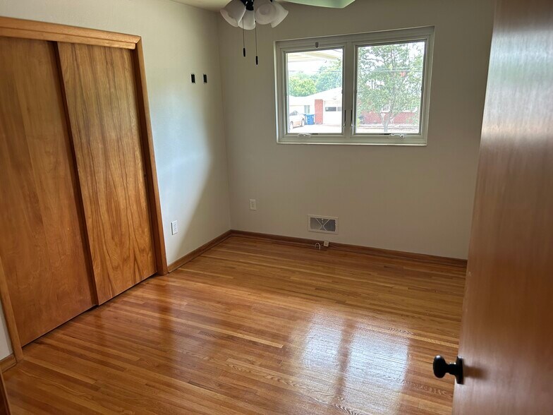 Building Photo - 207 Norris Dr