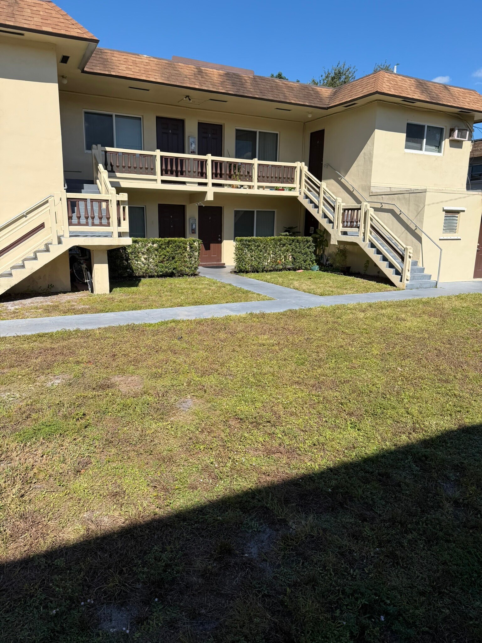 Building Photo - 5212 SW 91st Ave