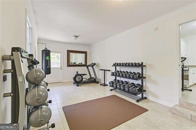 Building Photo - 3946 Green Oak Dr