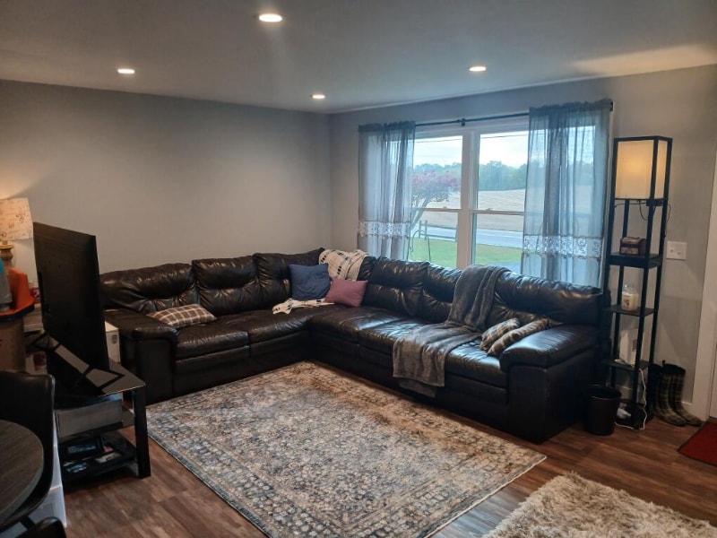 Building Photo - 2314 N Penryn Rd