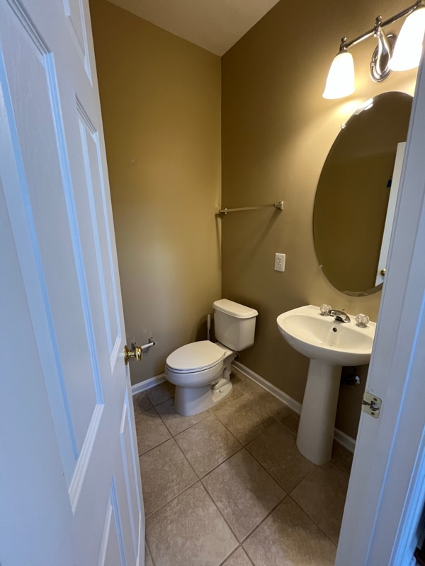 Building Photo - 43935 Hickory Corner Terrace