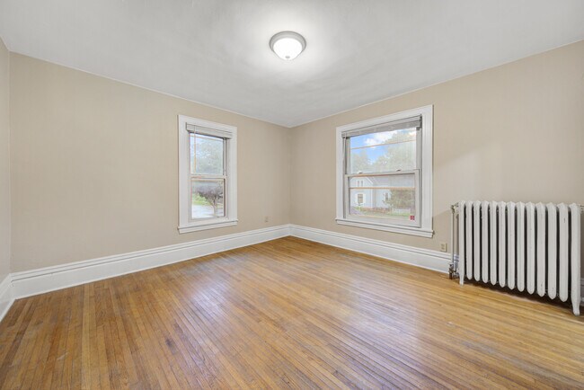Building Photo - 310 Fulton St