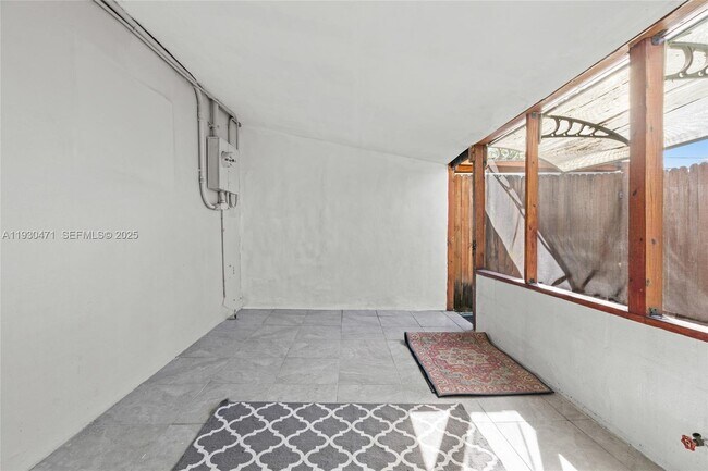 Building Photo - 1300 NE 183rd St