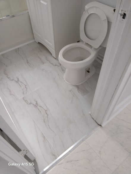 Building Photo - 168-170 Oak St