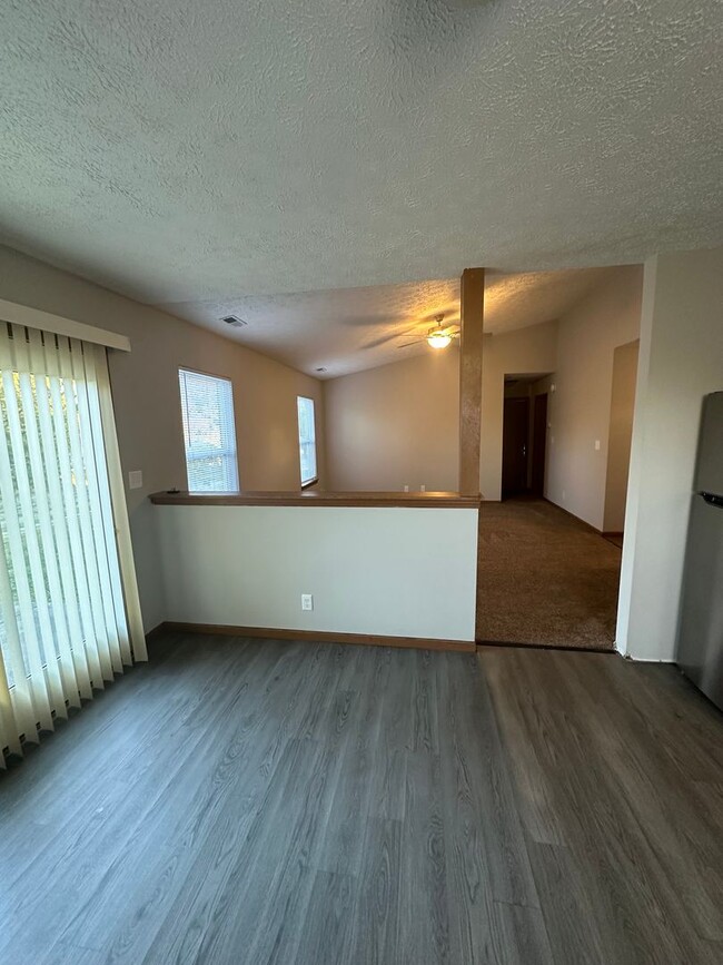 Building Photo - 3-Bedroom, 2-Bathroom Home with 2-Car Atta...