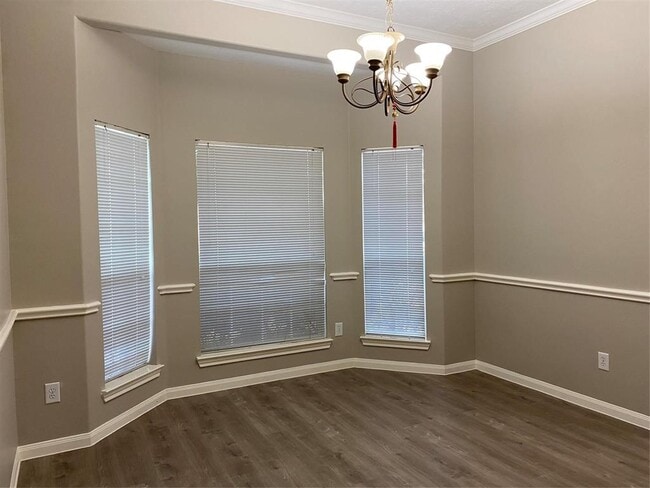 Building Photo - 18215 Linden Forest Ln