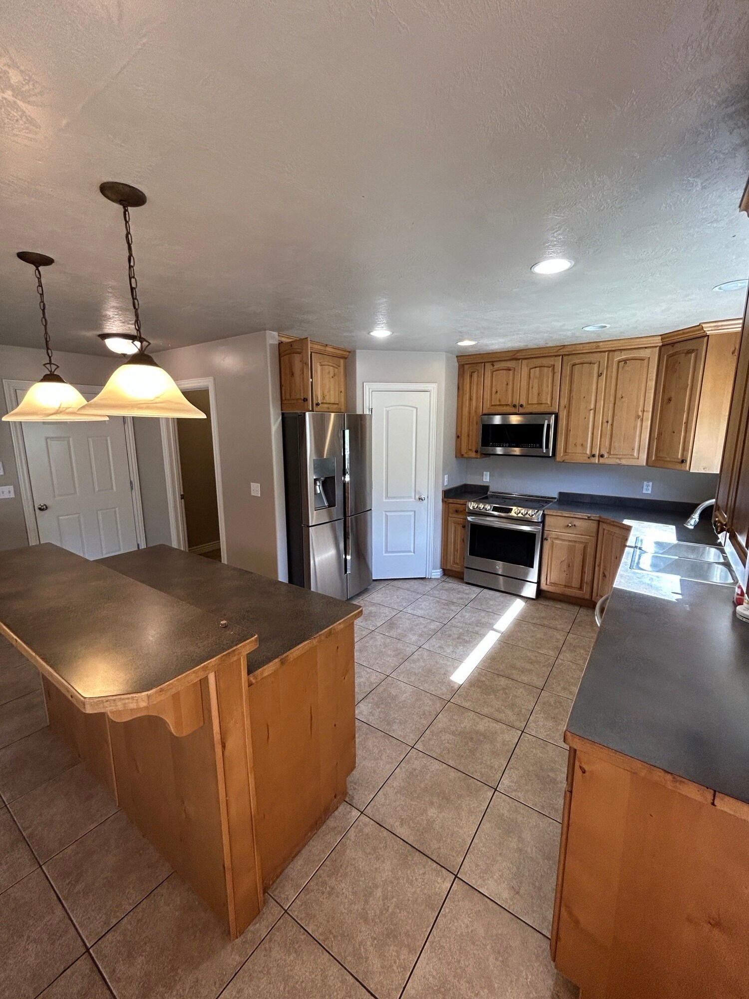 Building Photo - 5789 W Muirwood Dr