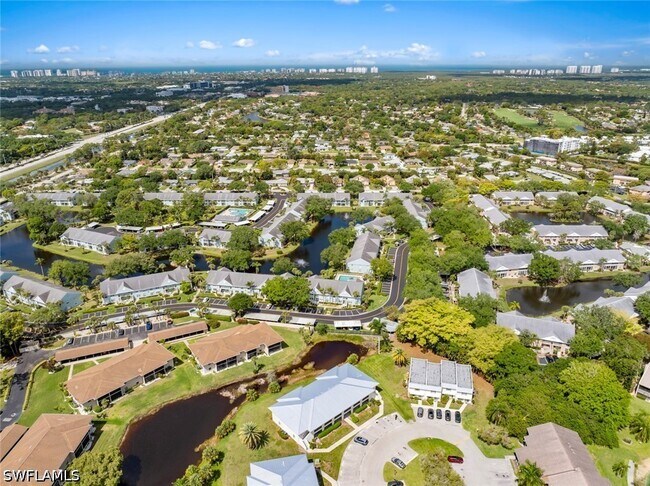 Building Photo - 151 Cypress Way E