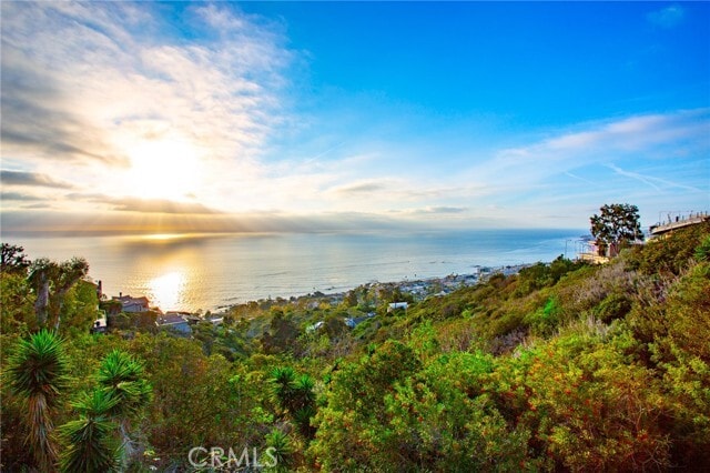 Building Photo - 805 Katella St