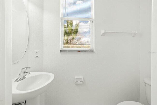 Building Photo - 12810 Moss Park Ridge Dr