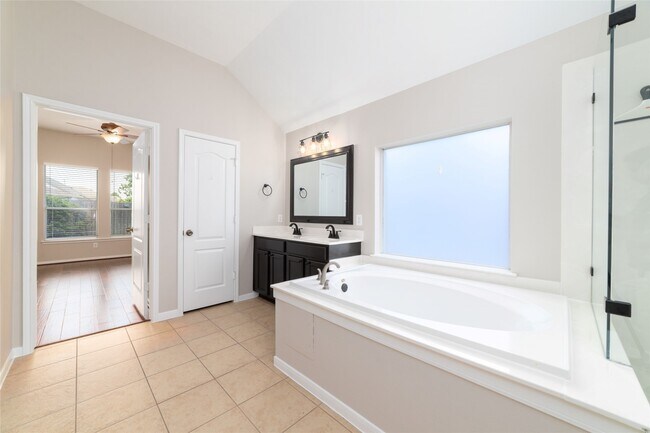 Building Photo - 2951 Smokey Forest Ln