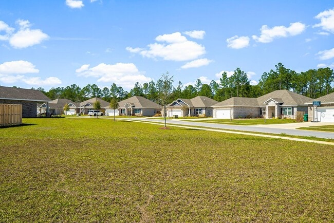 Building Photo - 345 Polaris Pl