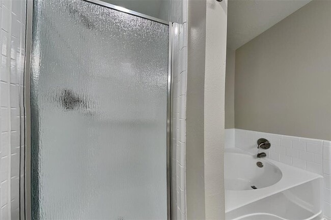 Building Photo - 2702 Fox View Cir