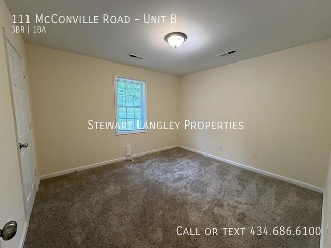 Building Photo - 111 McConville Rd