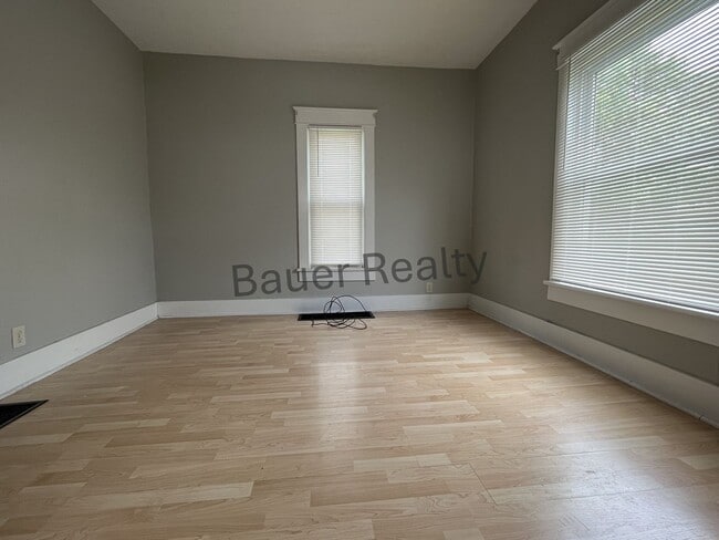 Building Photo - Two Story Home