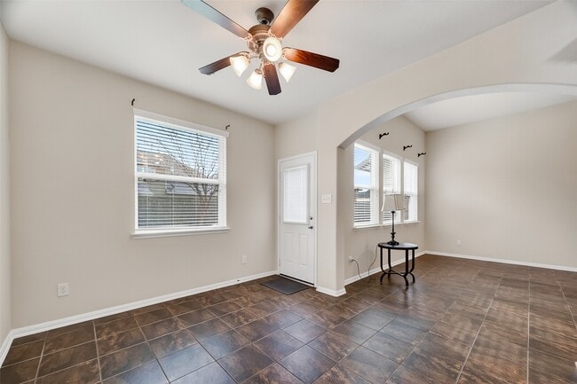 Building Photo - 4205 Graceland Dr