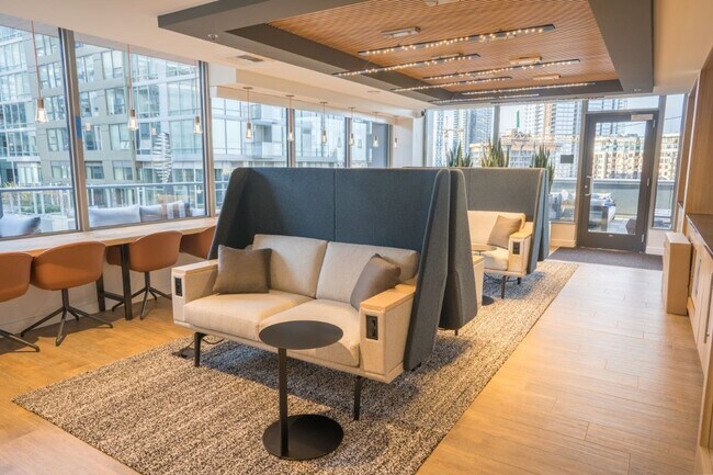 Building Photo - 2Bd/2Ba Seattle Condo