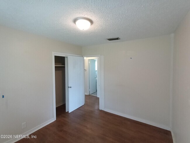 Building Photo - 4919 Avent Dr