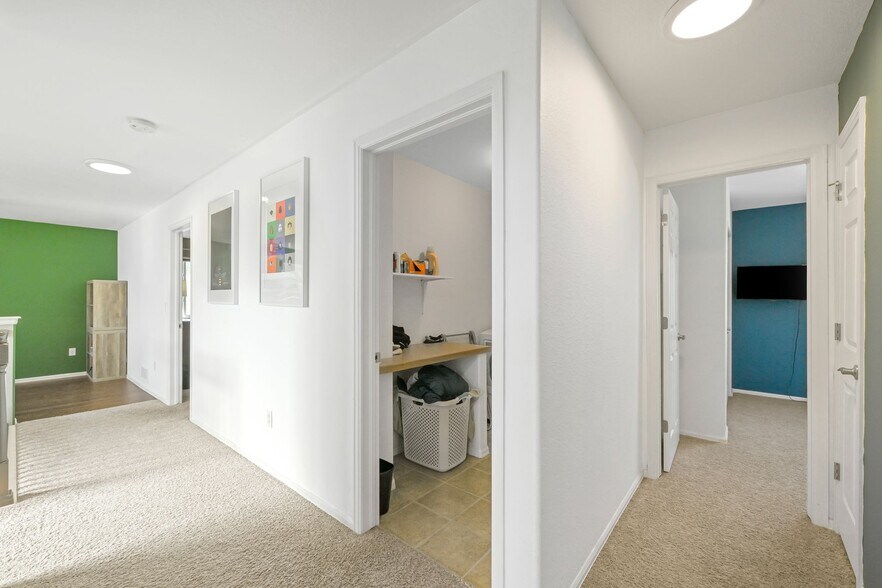 Hallway - 2633 Clarion Ln