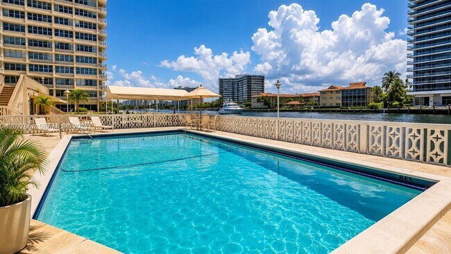 Building Photo - 1801 S Ocean Dr