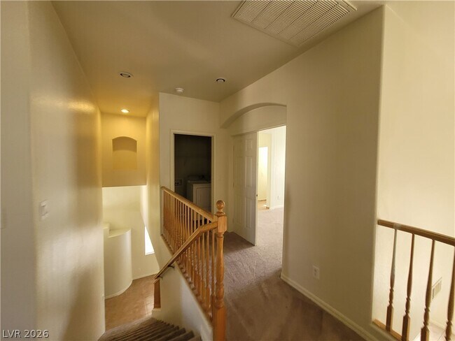 Building Photo - 7817 W Falcon Wing Ave