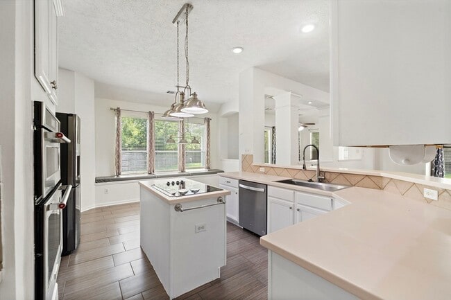 Building Photo - 3506 Mira Glen Dr