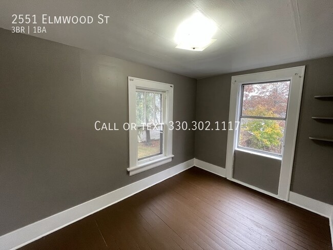 Building Photo - Three -four bedroom one bathroom home for ...