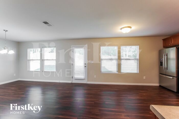 Building Photo - 1523 Kellys Landing Drive