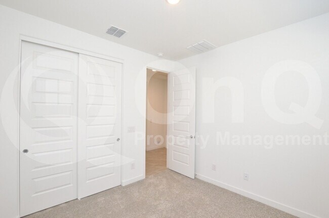 Building Photo - 12617 W Morten Ave