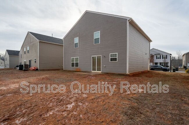 Building Photo - 117 Saddlehorse Ln