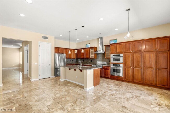 Building Photo - 17 Morninglow Pass