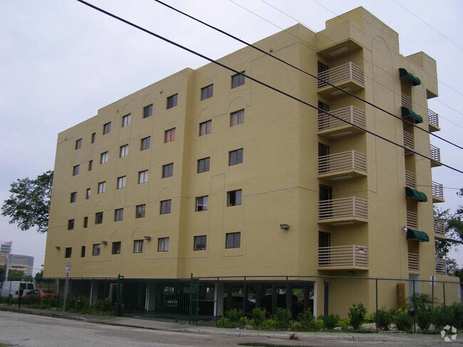 Building Photo - Tropical Point Condominium