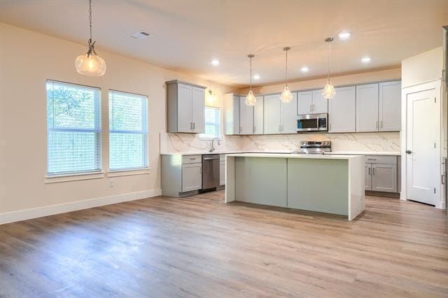 Building Photo - 1115 Bell St