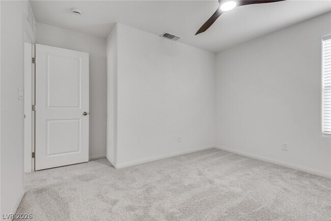 Building Photo - 4225 Zilker Pk Ave