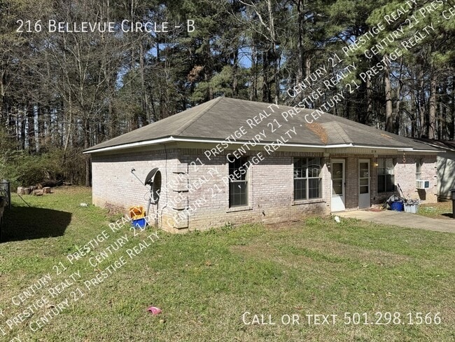 Building Photo - 216 Bellevue Cir