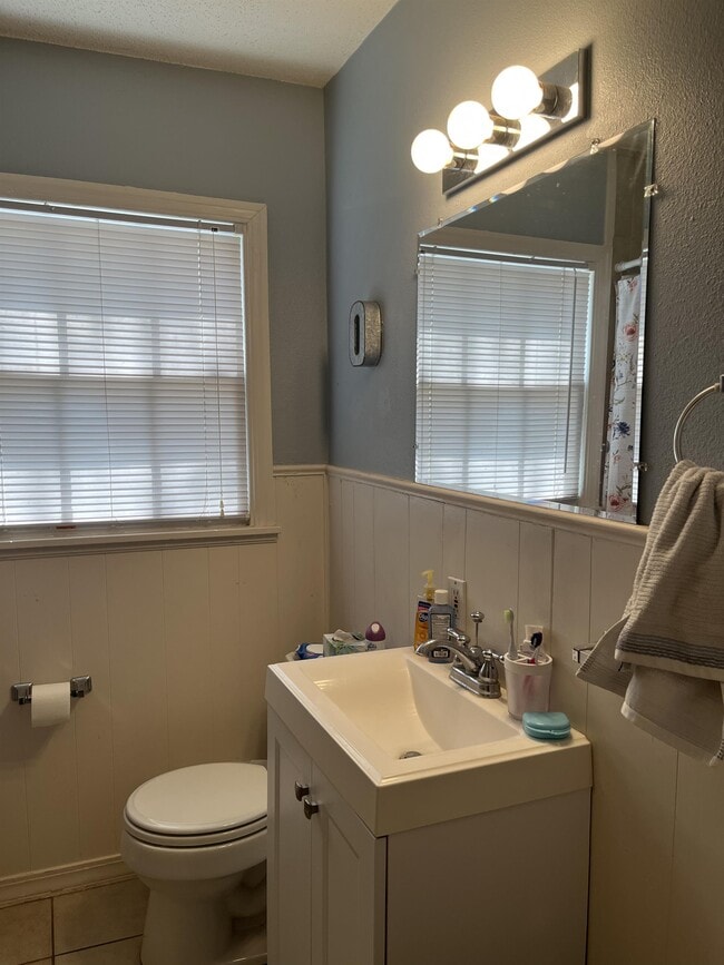 Building Photo - 3303 28th St