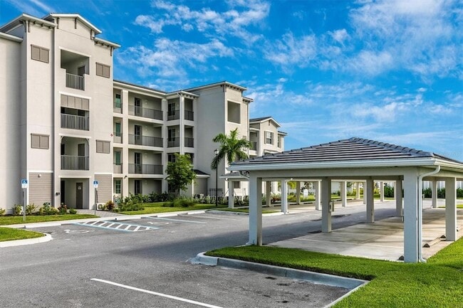 Building Photo - 12140 Wellen Golf St