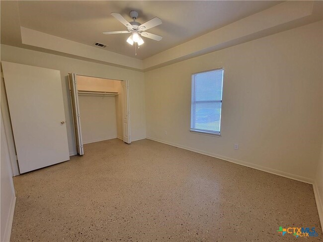 Building Photo - 10413 Trimmier Rd