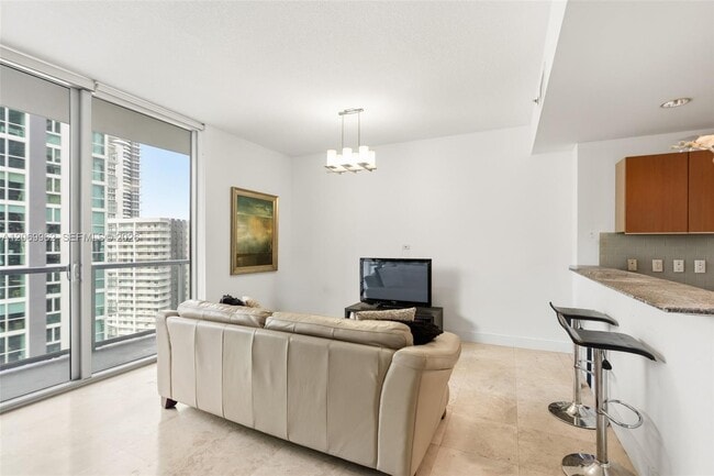 Building Photo - 1050 Brickell Ave