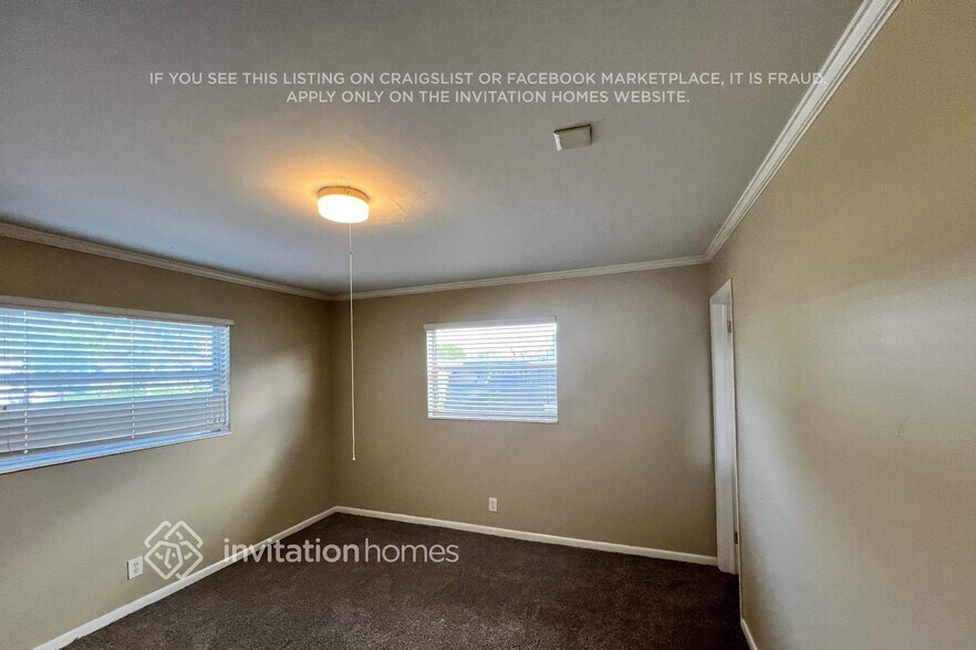 Building Photo - 625 Riverside Dr