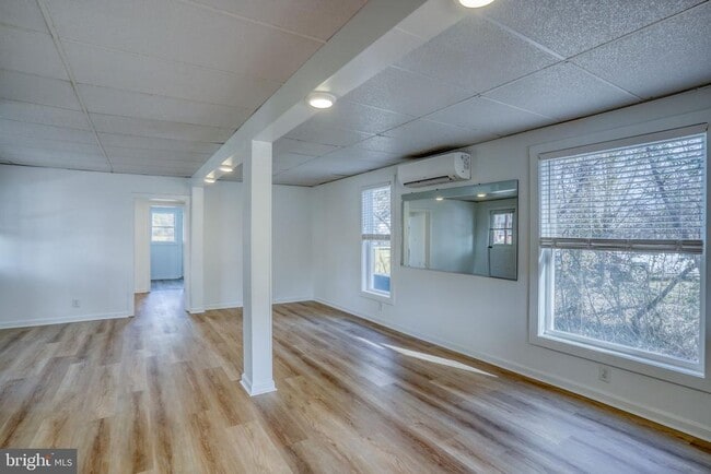 Building Photo - 35617 Airport Rd