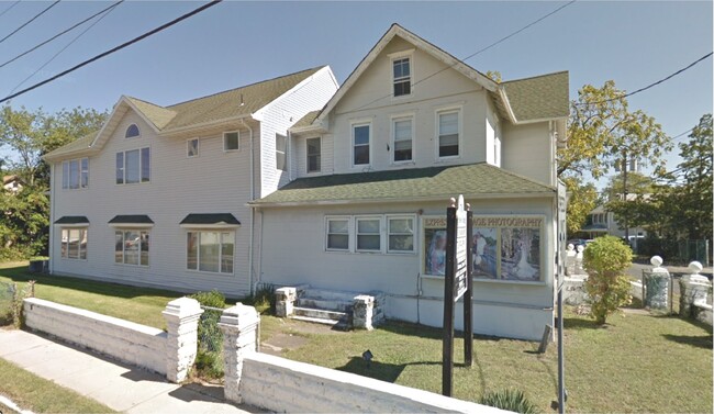 apartment front - 1710 NJ-71