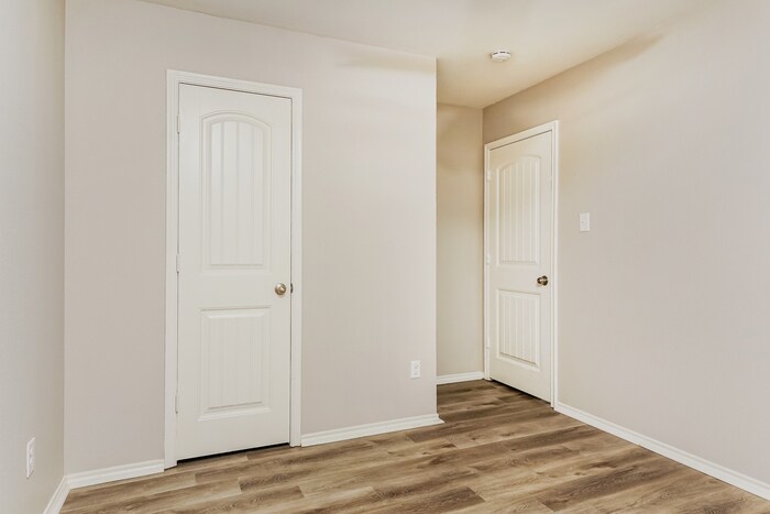 Building Photo - 1207 Savannah Ridge Dr