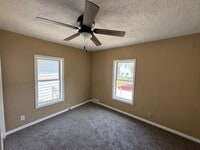 Building Photo - Charming 2-Story Home in Moline!