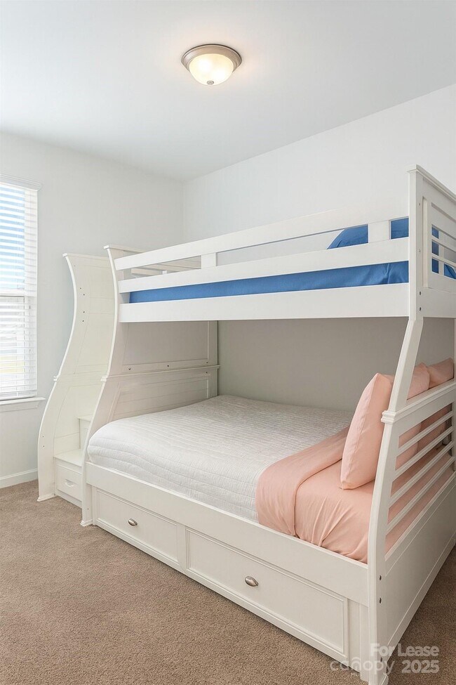 Building Photo - 11028 Wickenden Wy