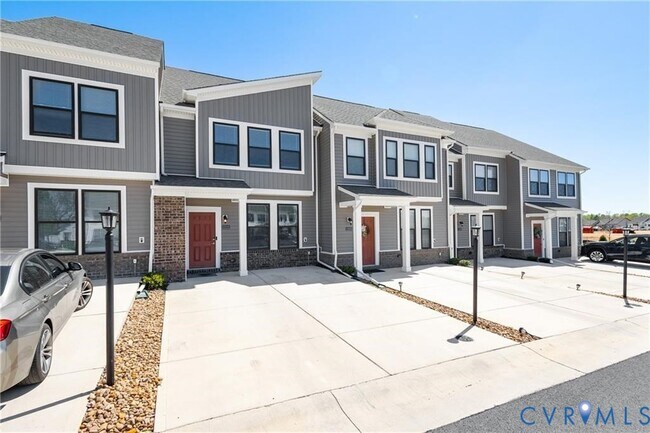 Building Photo - 12221 Dutch Elm Cir