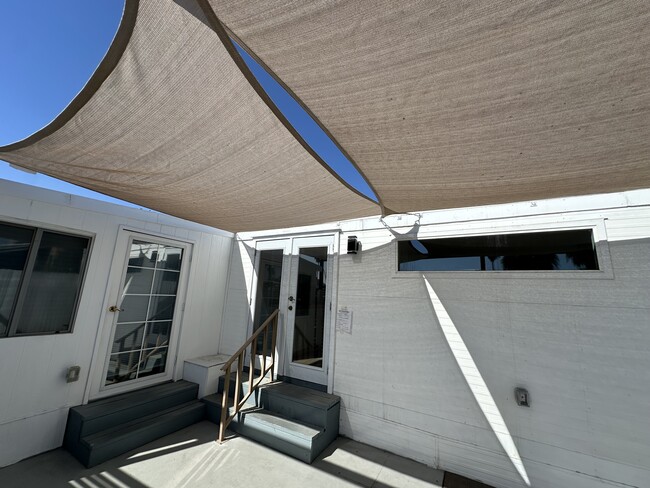 Building Photo - 333 Seminole