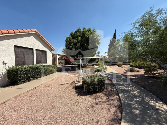 Building Photo - 23906 S Sunland Ct
