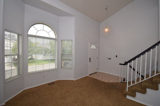 Building Photo - 3 Bedroom 2 Bath House in Midvale!!!